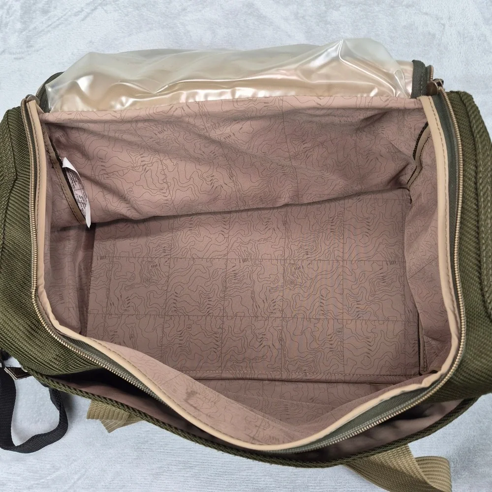 American Tourister Kenya 6 Olive Green Duffle Bag Travel Carry On 72874-660